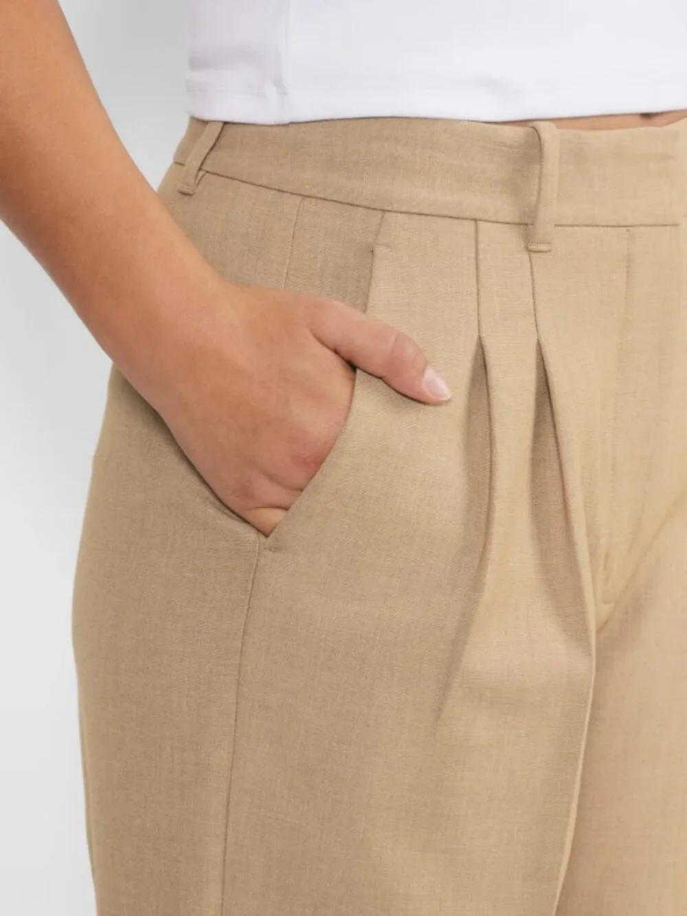 Sold Out Online The Effortless Pant™ Curve-Fit - Picture 3 of 8